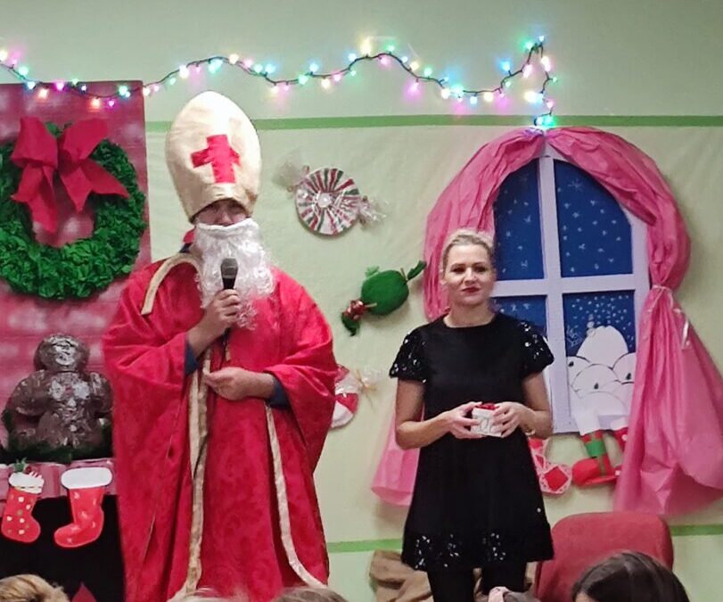 Sveti Nikola prošetao školom 4. prosinca 2025.